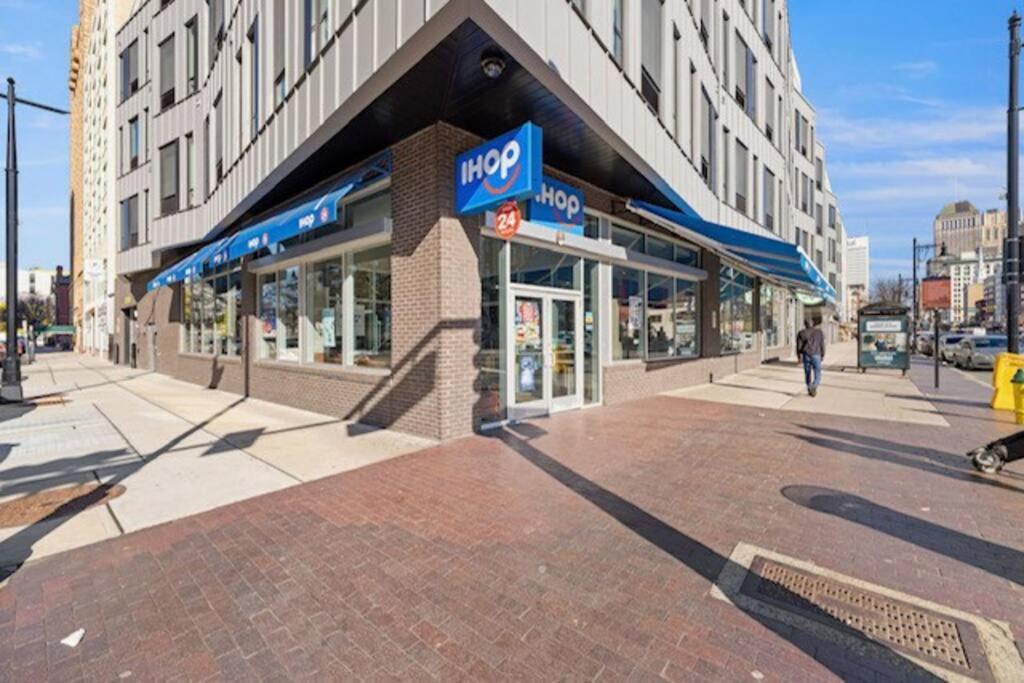 Entire Apt/2Bd 2Bth/Amer. Dream Mall/Nyc/Ewr Airpt Newark Zewnętrze zdjęcie